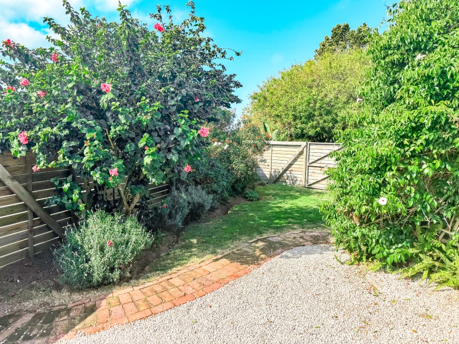 To Let 2 Bedroom Property for Rent in Upper Robberg Western Cape